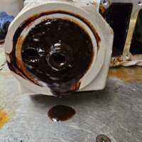 dirty vacuum pump oil filter
