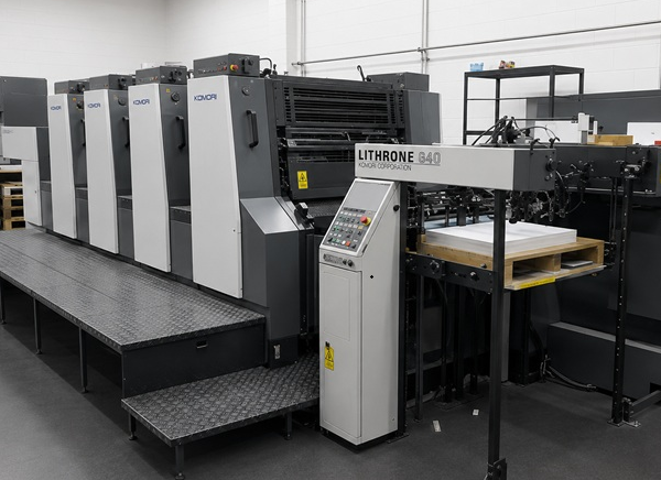 Komori Printing Machine Komori Printing Machine