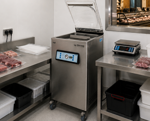 Multivac P400 vacuum packing machine